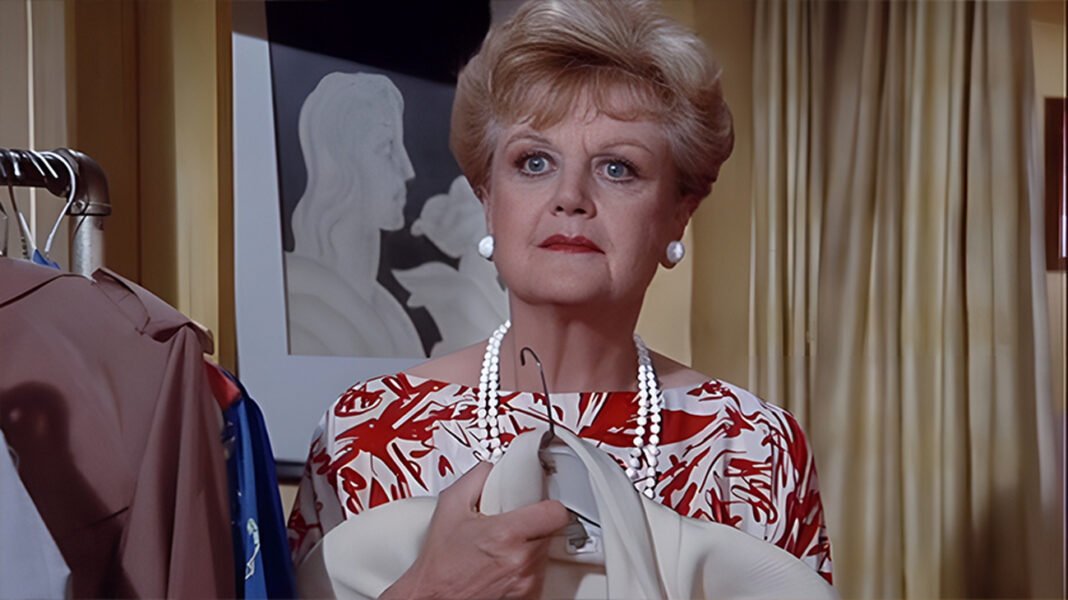 La signora in giallo che non vestiva in giallo ecco i look più iconici di Angela Lansbury