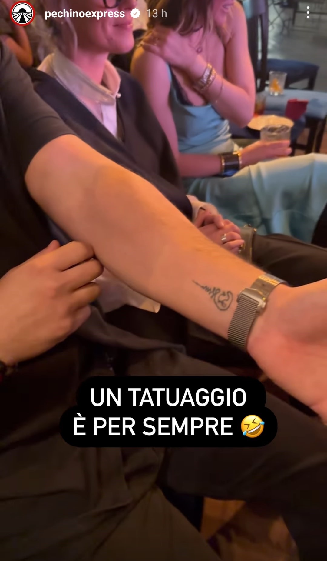 Anche Matteo Giunta si tatua. Fonte: account ufficiale Pechino Express - Instagram