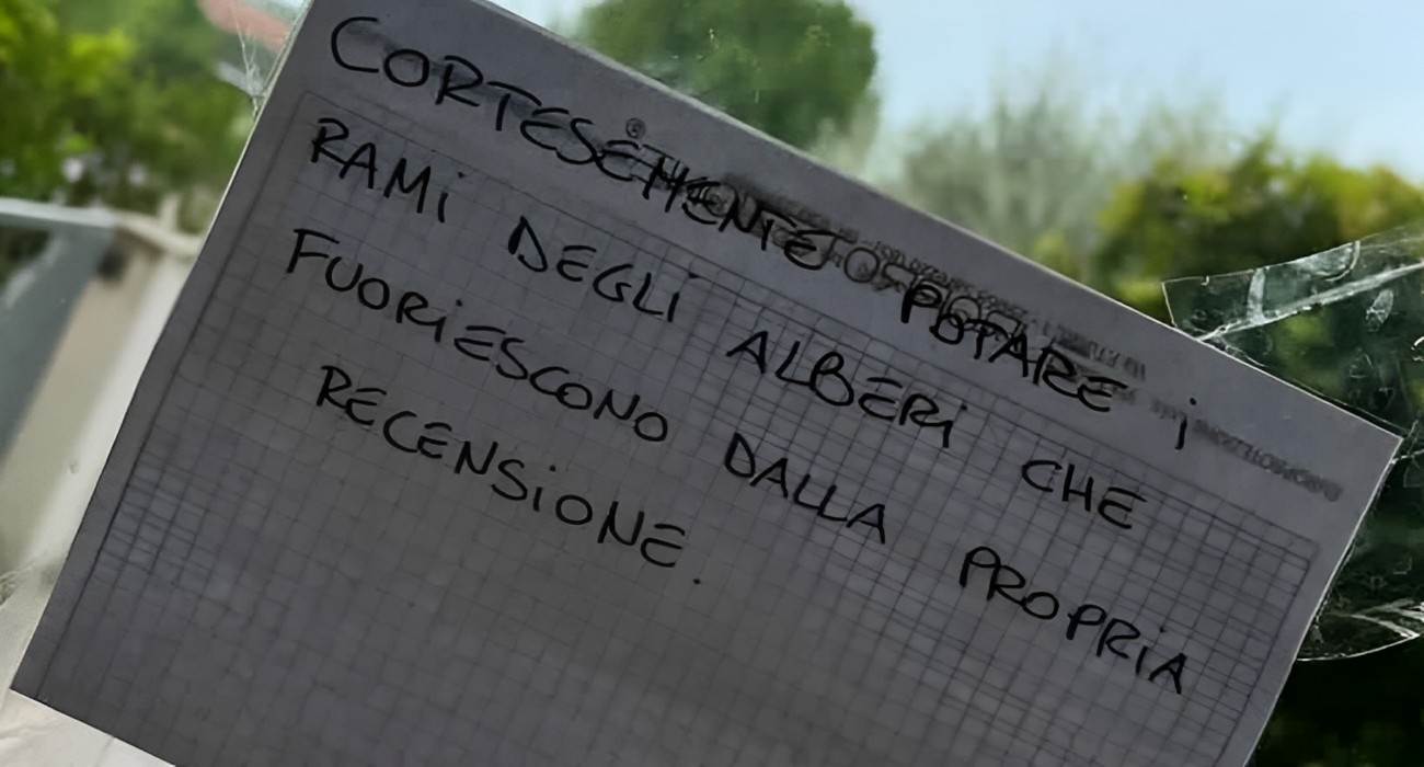 finestra cartello sgrammaticato