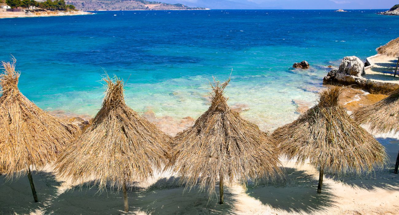 Albania, pranzo a base di pesce per 4 persone? La turista italiana mostra lo scontrino e scoppia la polemica