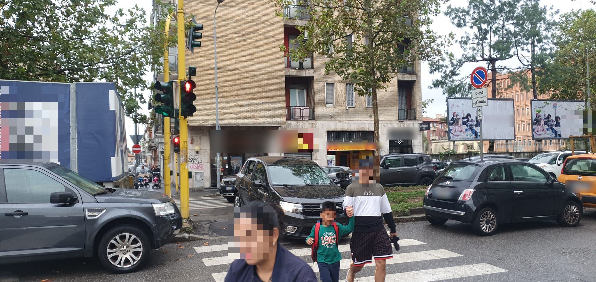 Milano, l'incredibile denuncia di un cittadino: