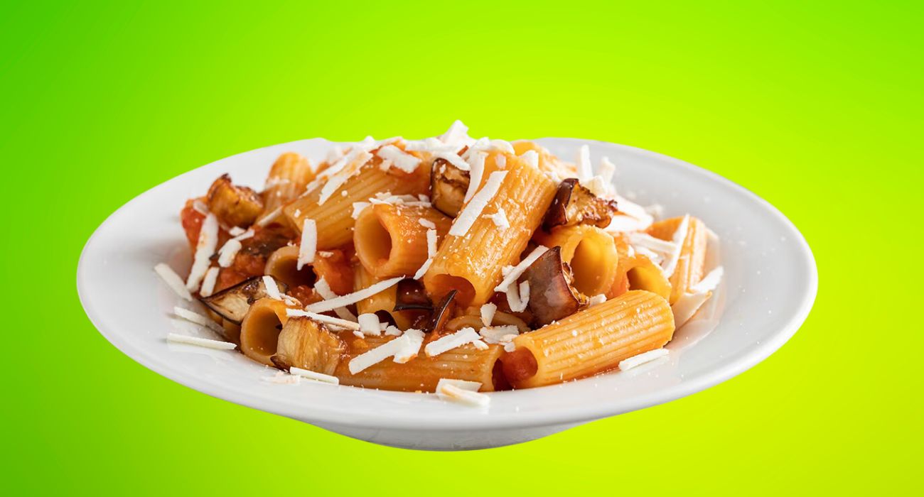 La pasta alla Norma di Bruno Barbieri: "Un piatto che rappresenta tutta la Sicilia"
