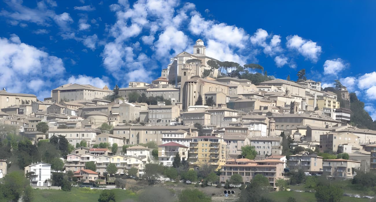 Marche negozio chiude 1