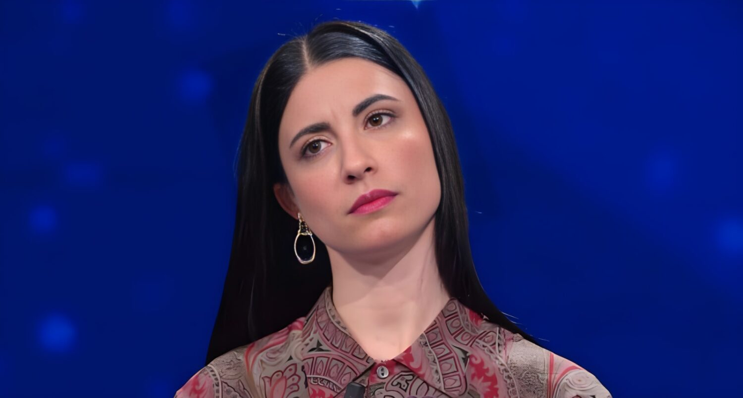 Chi è Sara, la straordinaria concorrente de L'Eredità con lo sguardo profondo e magnetico e una solida preparazione
