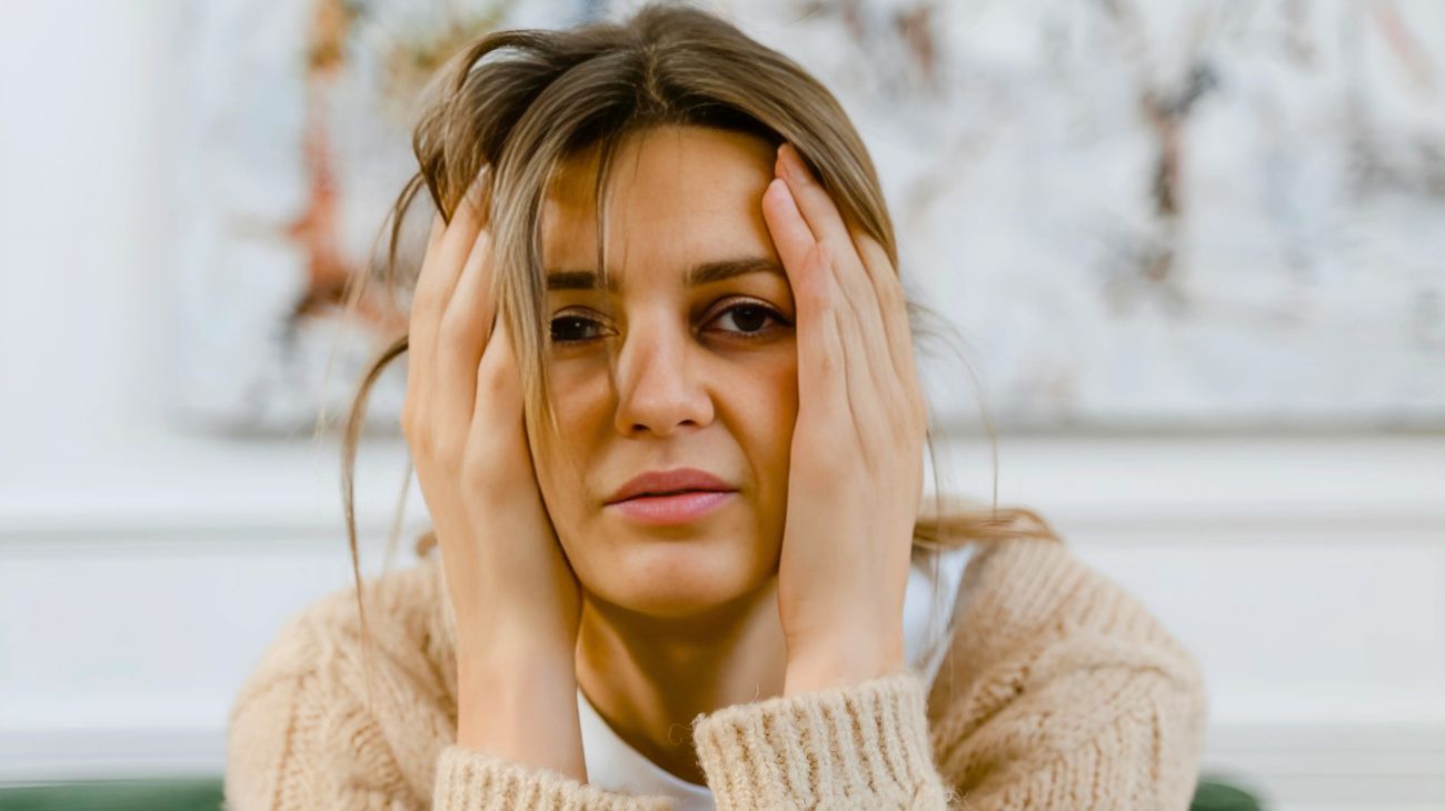 Operaia apprendista mostra il suo primo stipendio: "È umiliante"