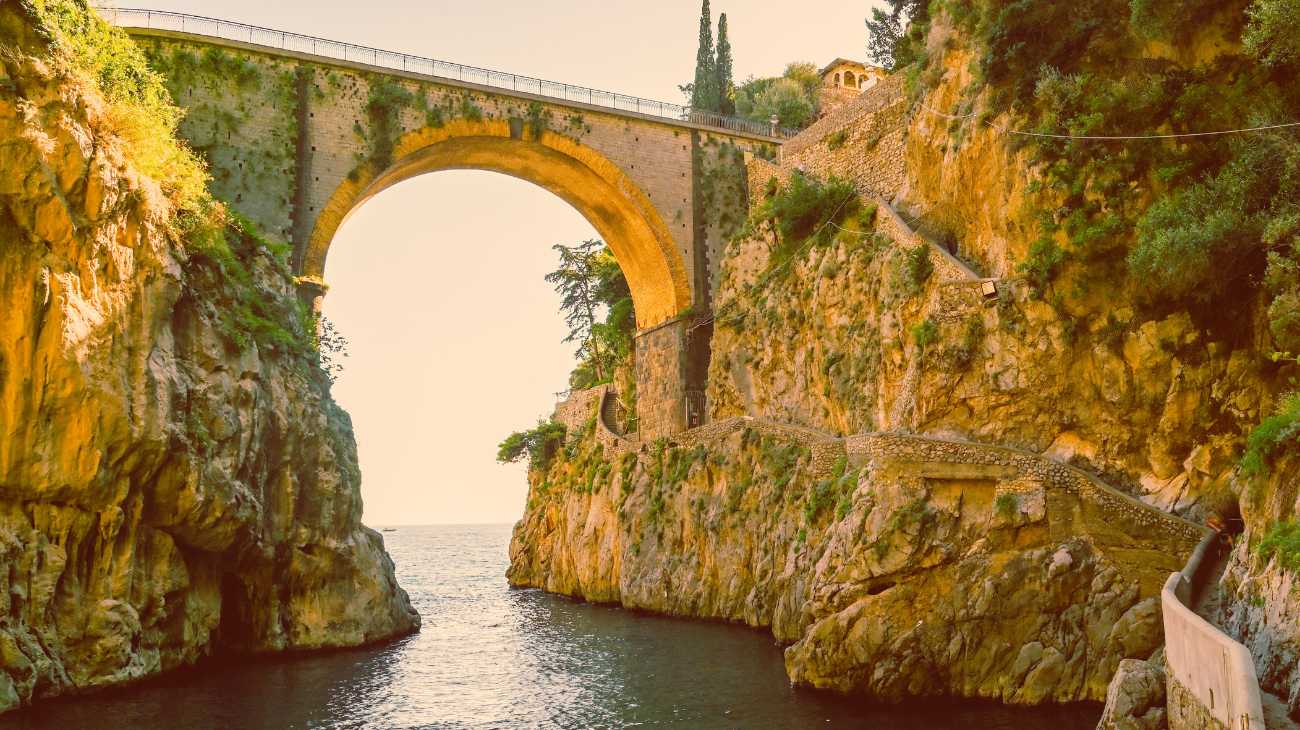 Borgo Campania: Fiordo di Furore