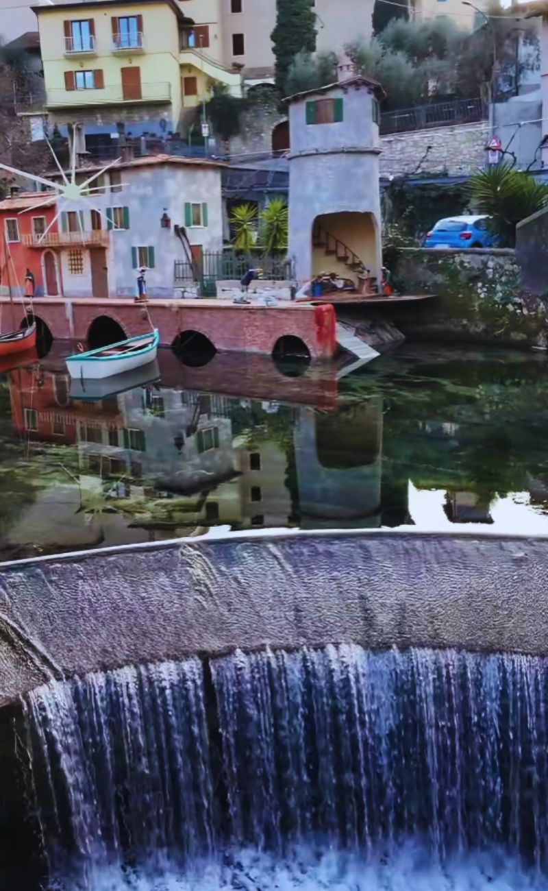 fiume più corto d'Italia (800 x 1300 px)