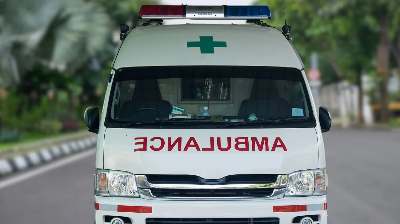 bambina ospedale padre