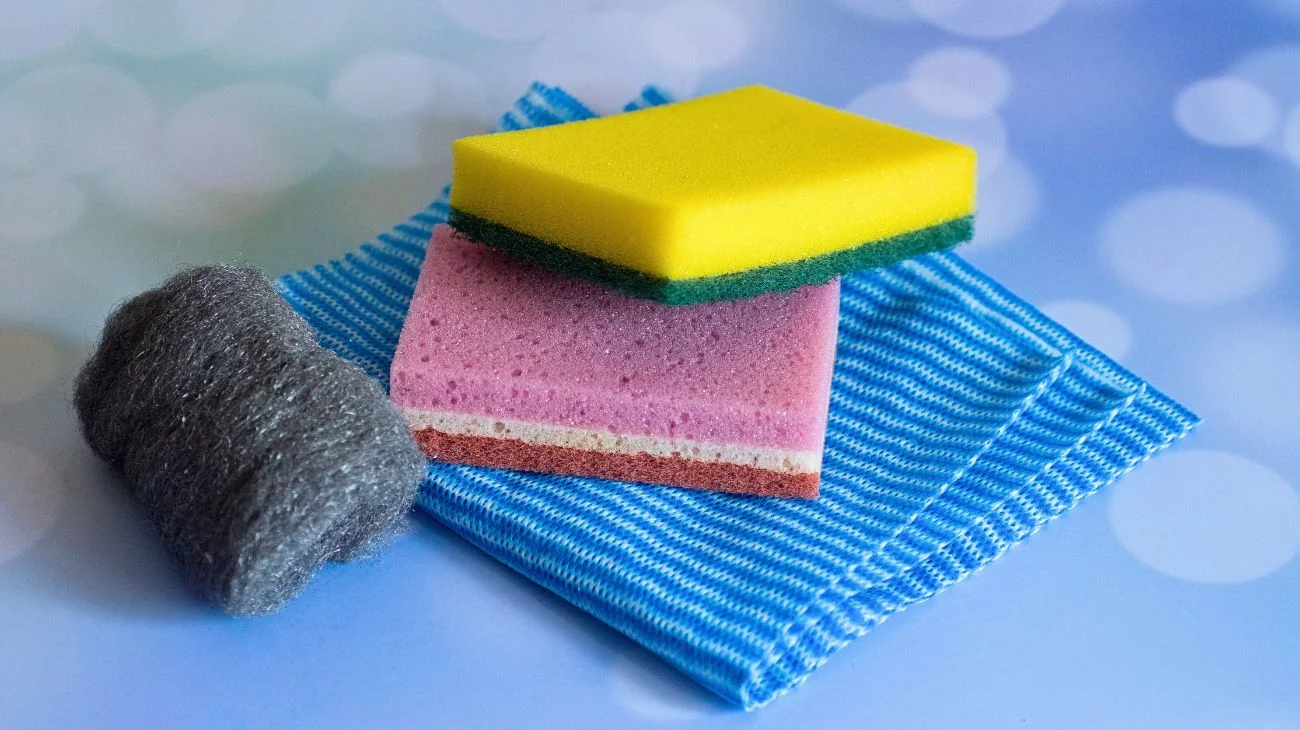 panni e spugne puzzolenti