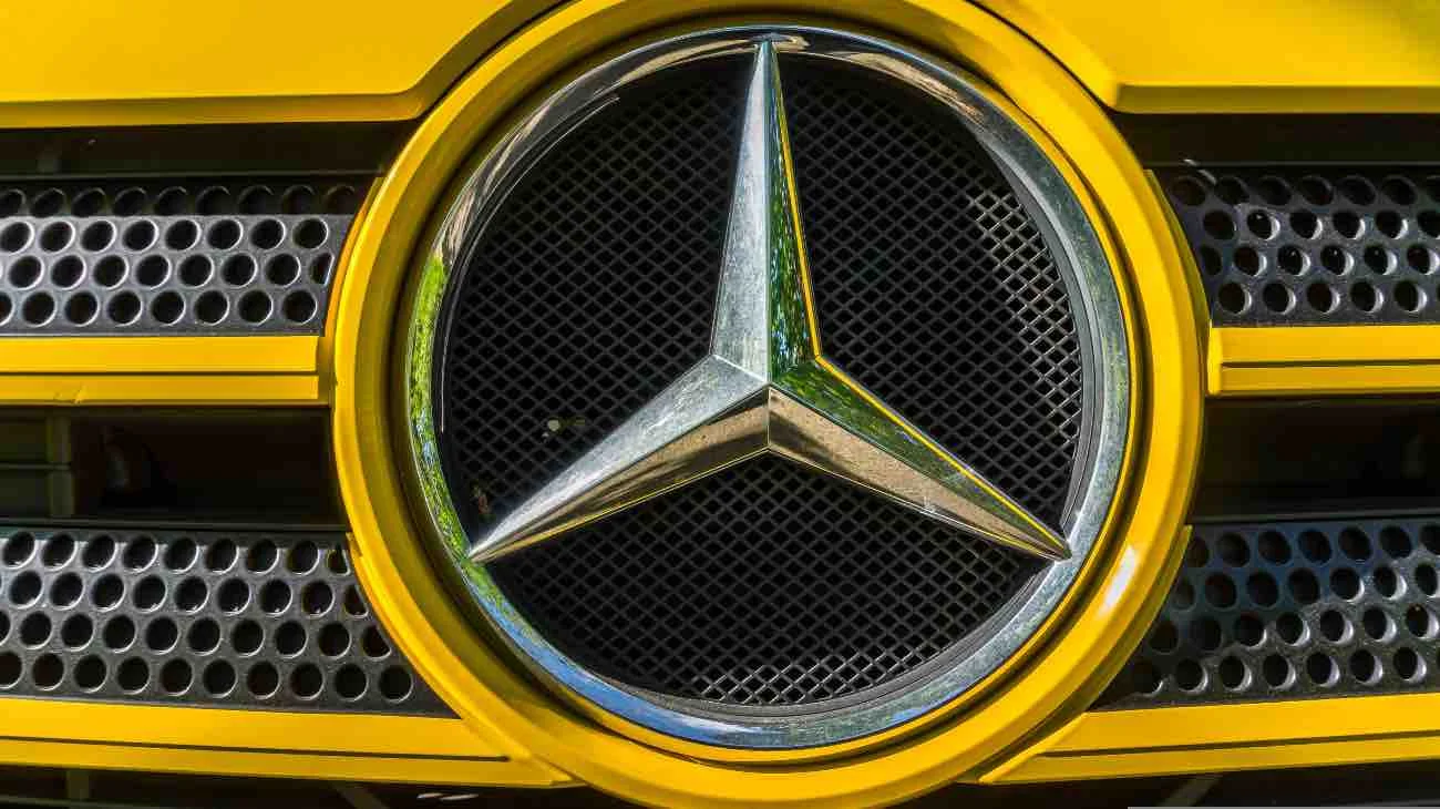 Mercedes, torna l'incubo dei richiami: uno dei modelli più amati ha un grave problema