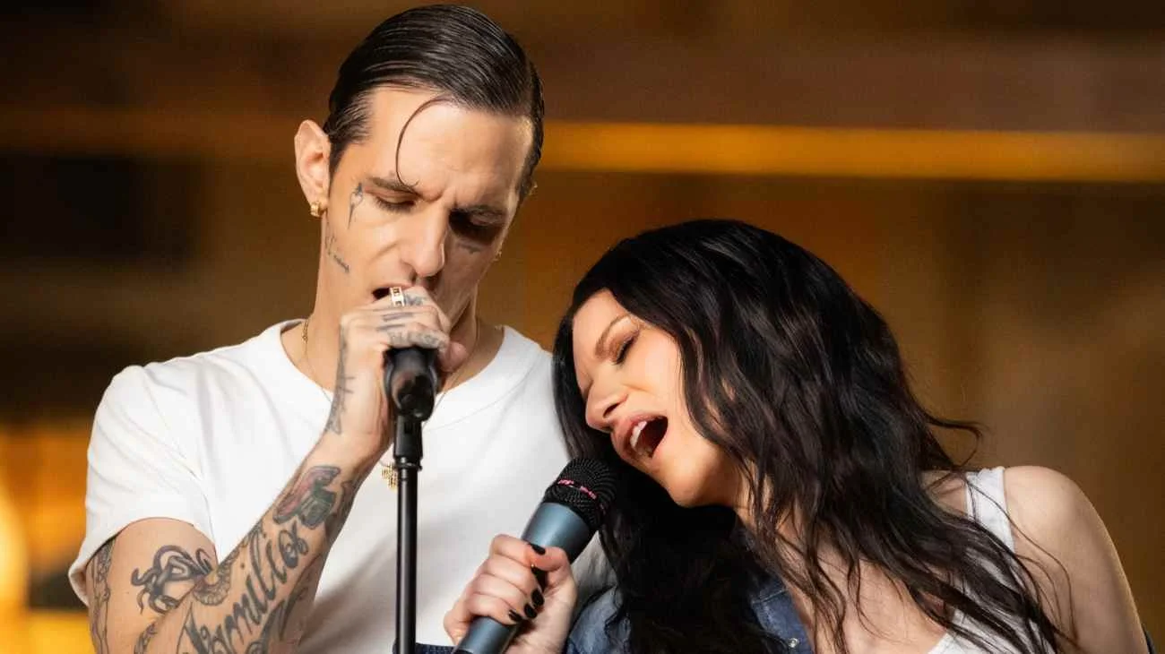 Laura Pausini, l'annuncio a sorpresa su Achille Lauro: "La prima volta sarà con me"