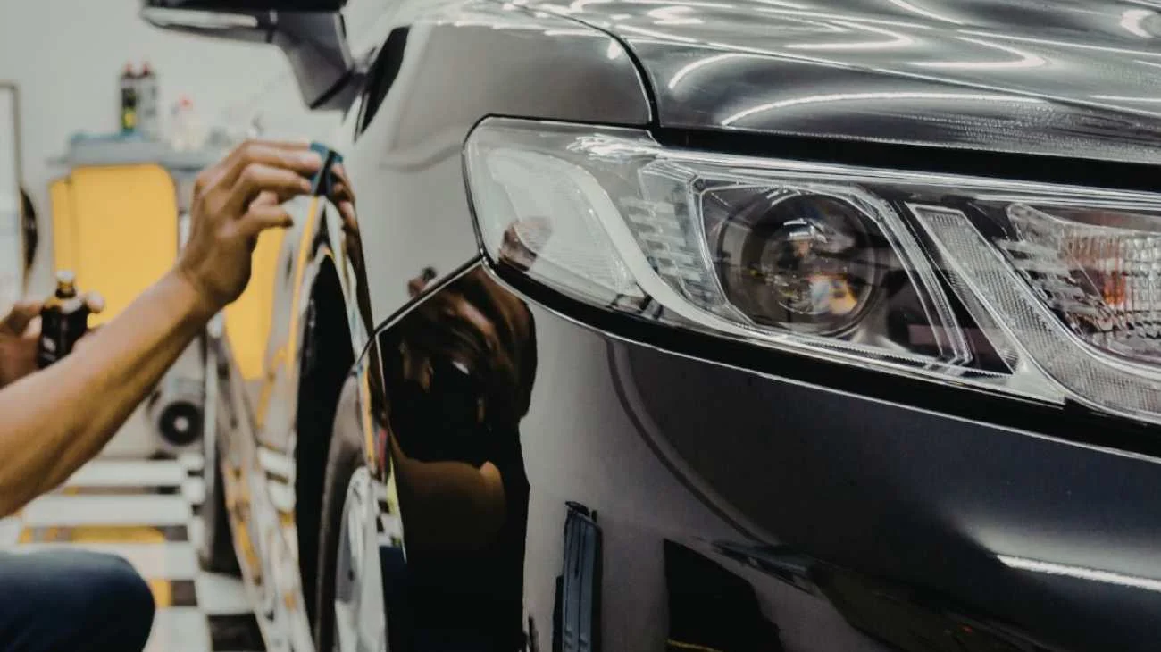 Le auto del futuro saranno fatte di plastica? Perché no, lo dice la scienza: questa non è un'idea così remota