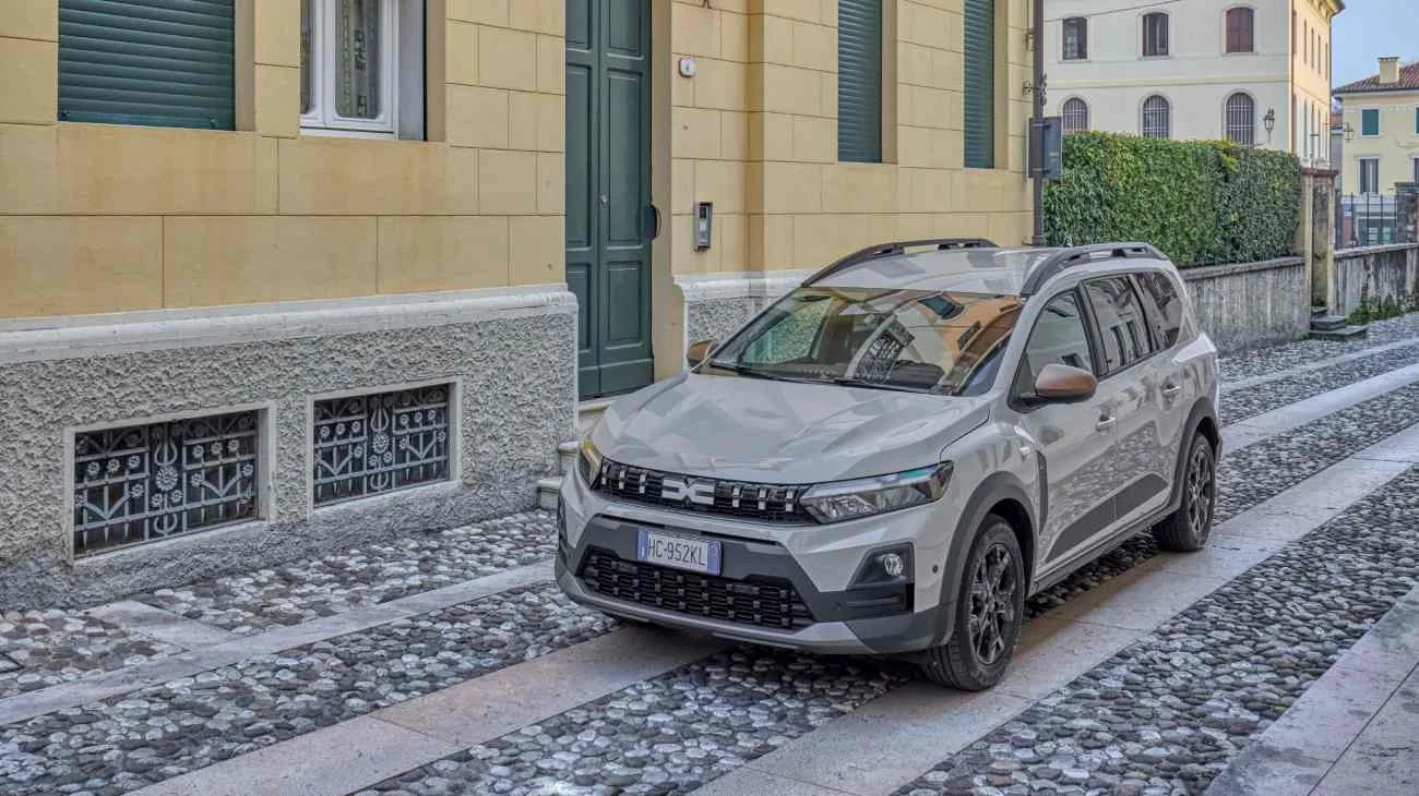 Dacia, come diventa ciò che è oggi