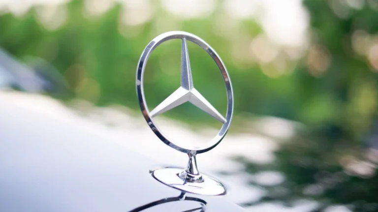 Quella volta che Mercedes decise di sfidare la Panda: c'era anche un indizio nel nome, ma in pochi lo sanno