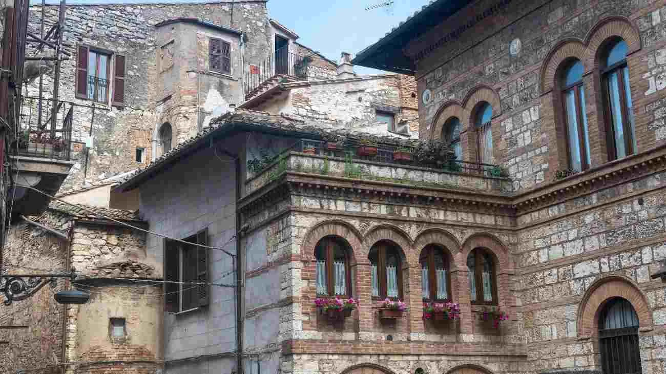 La città nel cuore dell'Italia che ha ispirato un mondo fantastico: è una meta di cui non potete privarvi