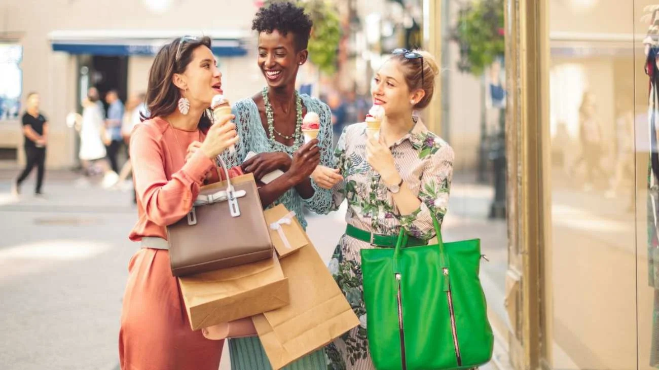 Weekend da sogno per gli amanti dello shopping: sconti del 70% sui brand più esclusivi del mondo, ecco come