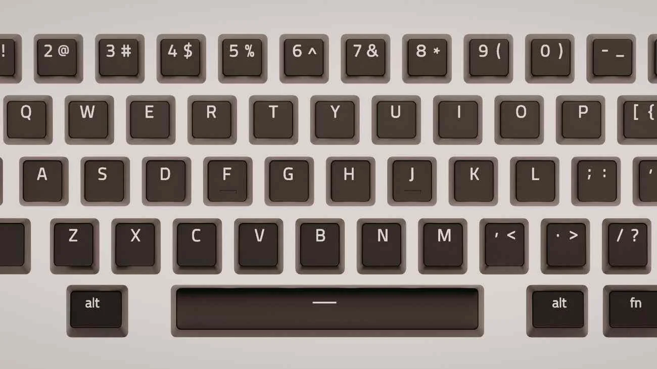 Perché i tasti della tastiera non sono disposti in ordine alfabetico e perché si chiama proprio QWERTY: tutta la verità
