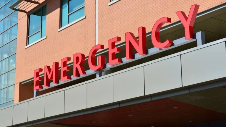 Ospedale notizia drammatica (Pexels)