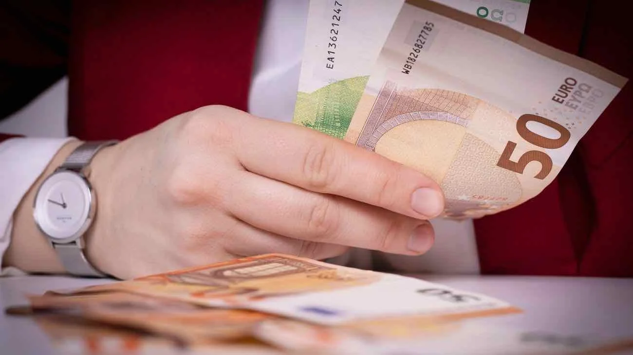 Stipendi meglio fuori dall'Italia