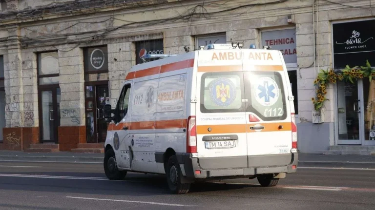 Ambulanza (Immagine di repertorio) - Tuttonotizie.eu