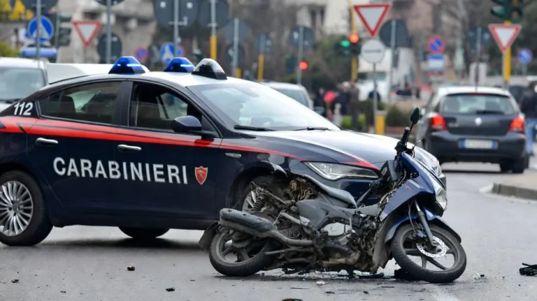 Carabinieri (Immagine generata dall'AI) - Tuttonotizie.eu
