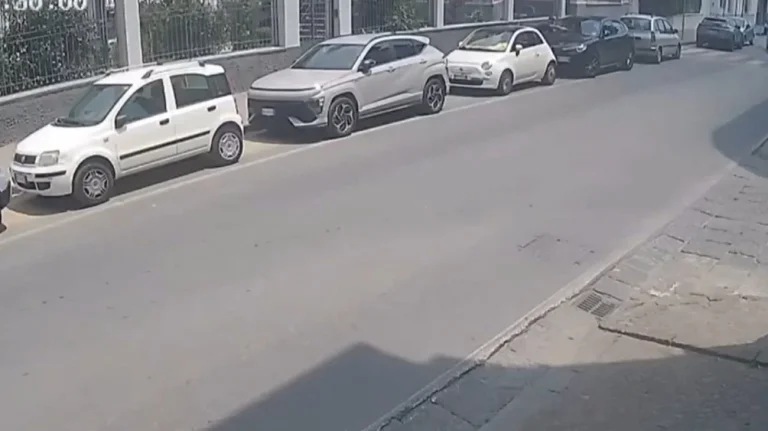 Furto d'auto (Facebook) - Tuttonotizie.eu