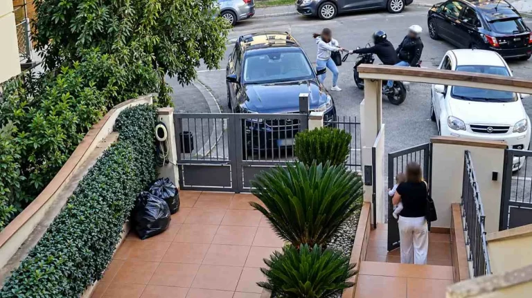 Rapina (Immagine editata dall'AI) - Tuttonotizie.eu