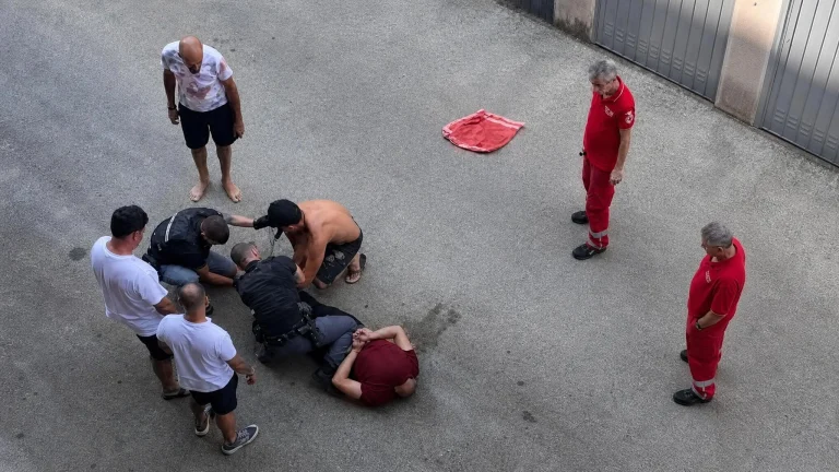 Abderrahim Fakir, causa della morte: per i periti c'è anche lo schiacciamento. Decisione entro il 19 novembre