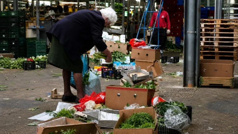 Istat, povertà assoluta 2025: 5,4 milioni di persone, tra le famiglie in affitto con figli quasi una su tre