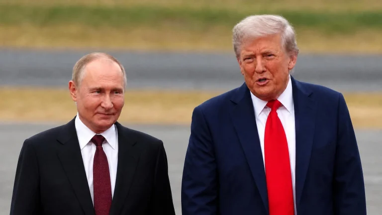 Trump sospende le sanzioni alla Russia del Graham Act a due giorni dal via: congelati dazi fino al 500%